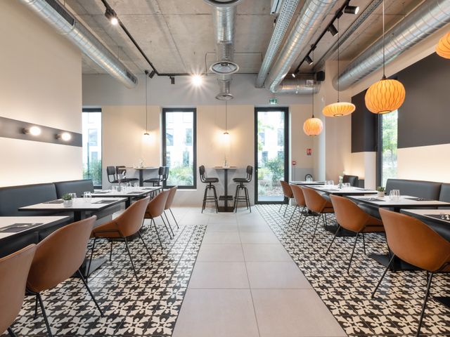 Opa – Restaurant Lesquin | Déjeuner d’affaires & groupes 